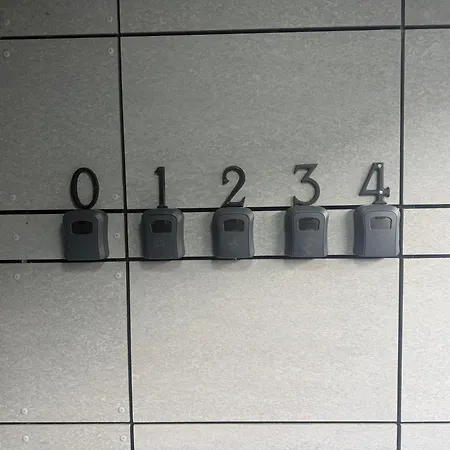 Everest 33 Garsoniera Apartament