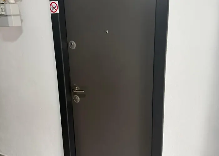 Everest 33 Garsoniera