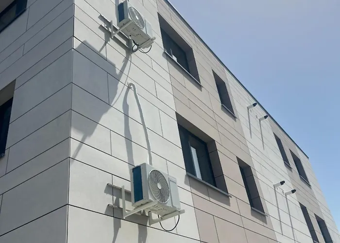 Everest 33 Garsoniera * Bucharest