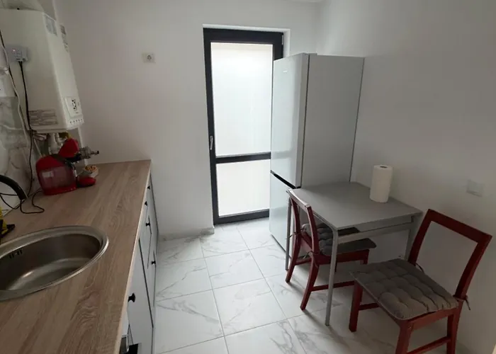 Everest 33 Garsoniera Bükreş